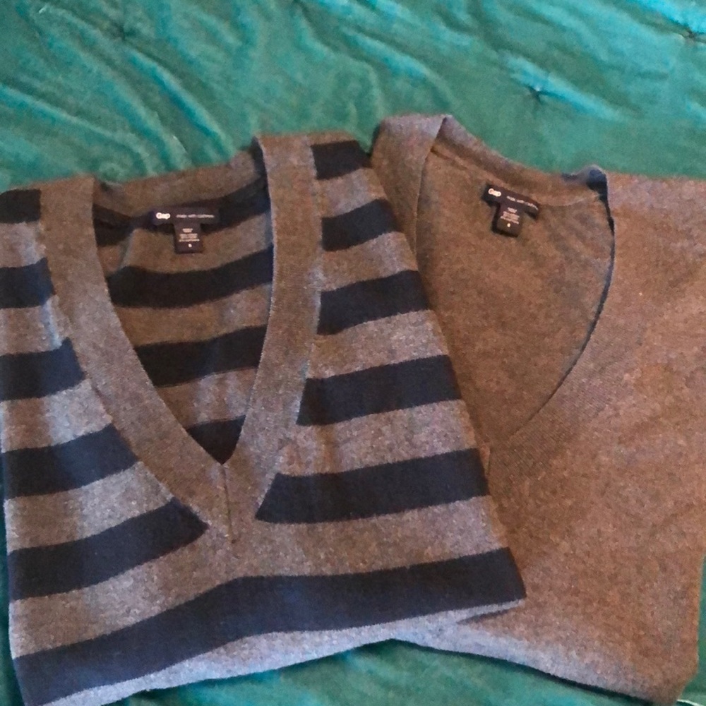 Gap Cashmere blend sweaters, Bundle of 2